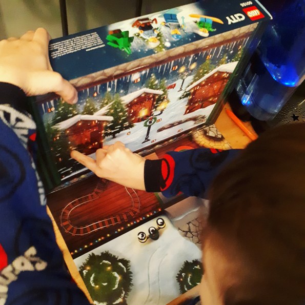 338 lego advent