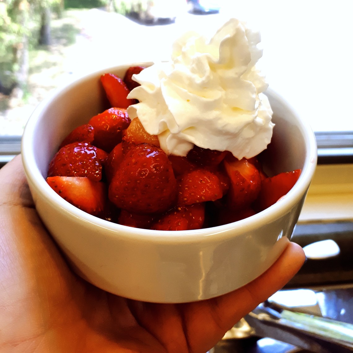 182 red and white day