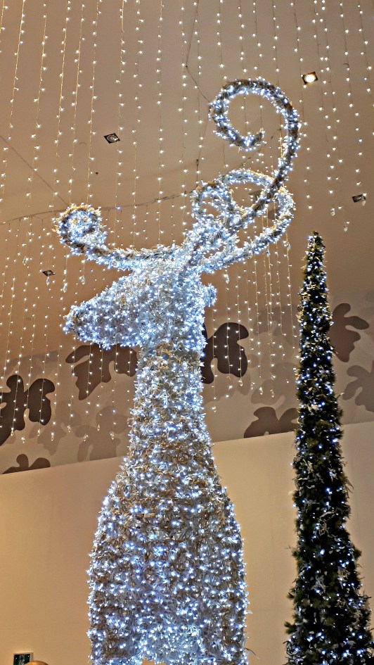 346 mamoth reindeer.jpg